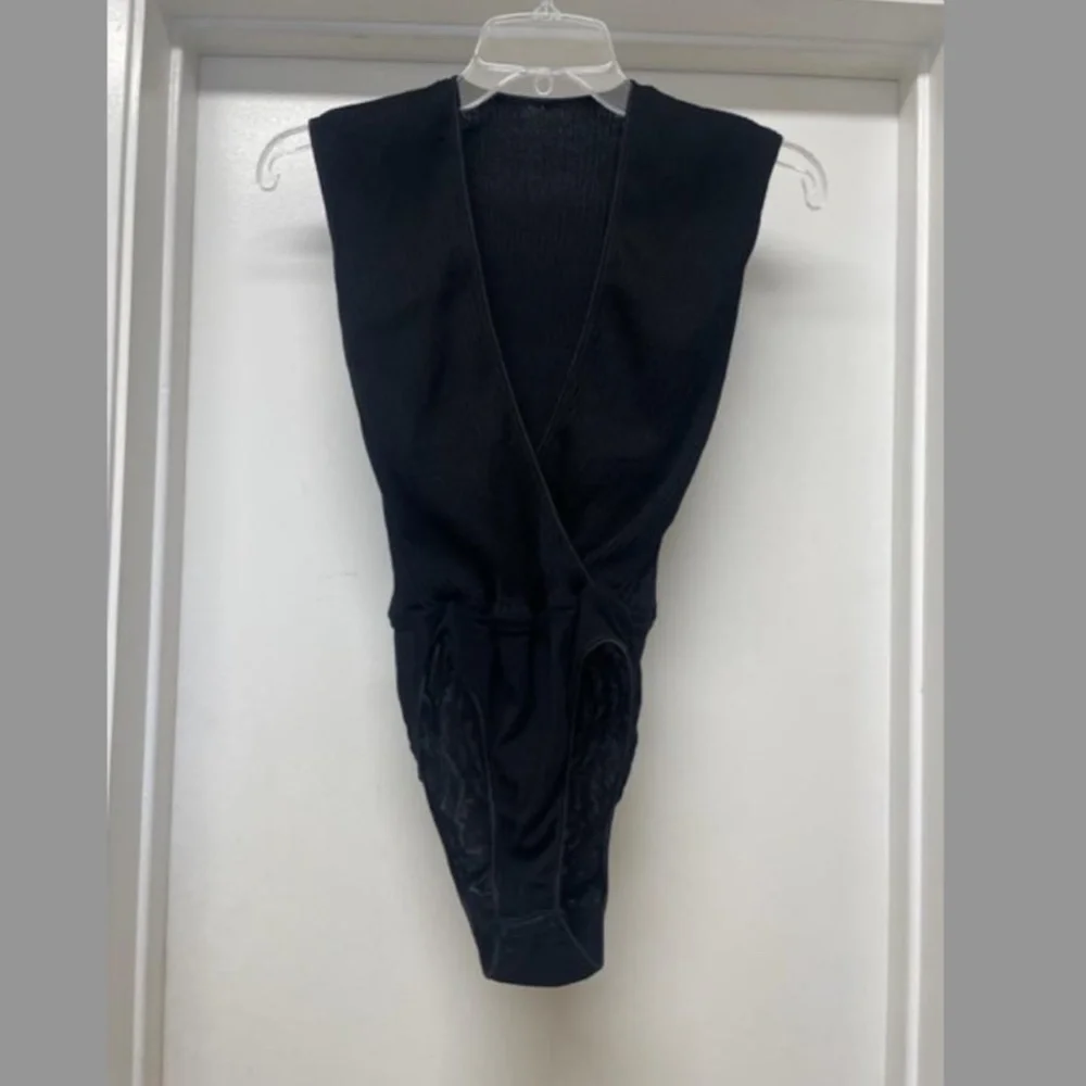 COSABELLA Black Ribbed Bodysuit - Picture 3 of 10